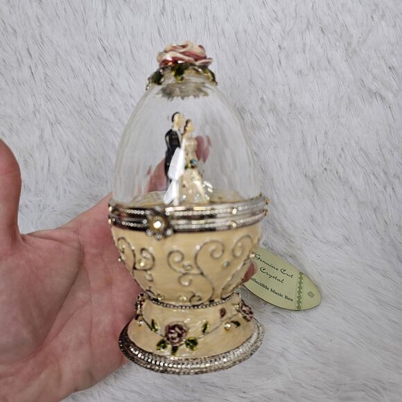 Enamel on Metal Cut Crystal Jeweled Egg Shaped Music Box Bride And Groom Gift - Picture 2 of 10